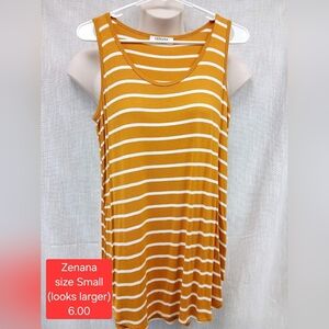 Zenana Womens tank top. Sleeveless shirt. Size small
